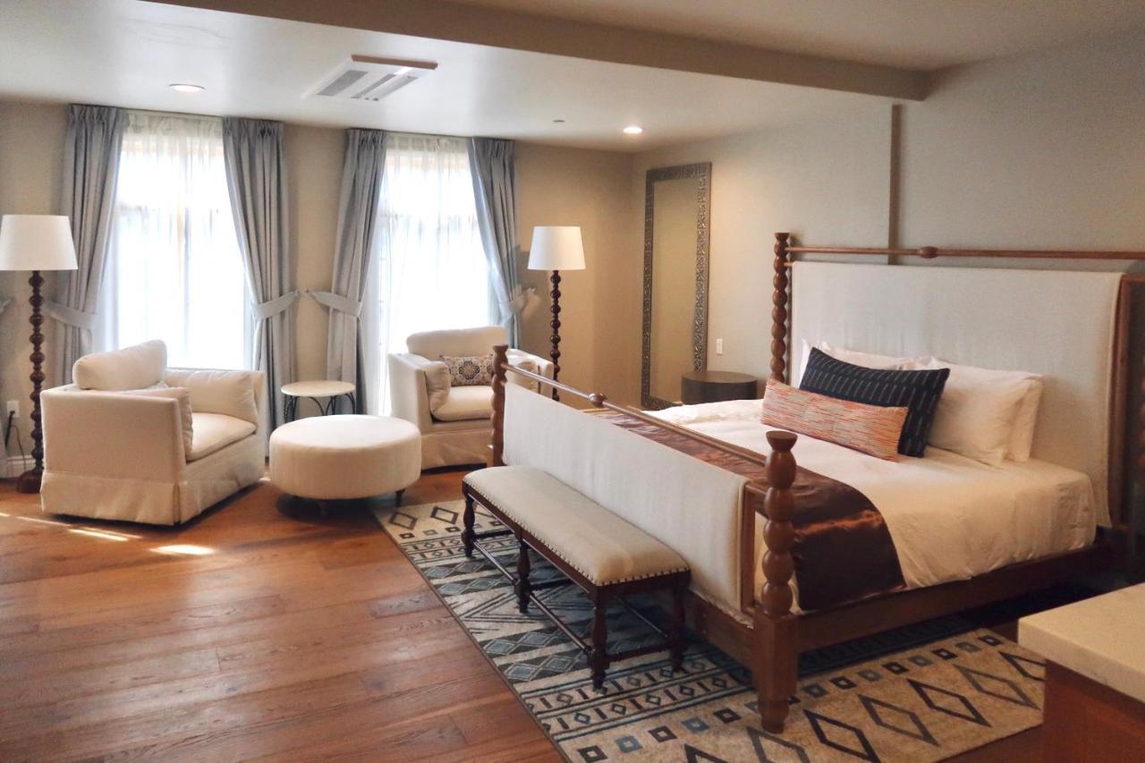 Zane Grey Pueblo Hotel 3*